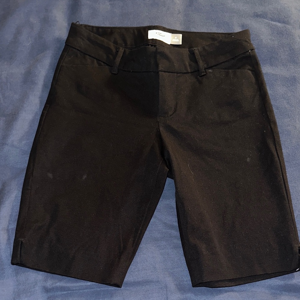 Old Navy Women's Black Bermudas